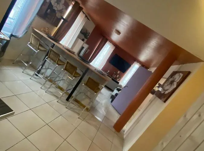 דירה Chaleureux Au Pied Du Tramway Et A 10 Mn De Valenciennes.